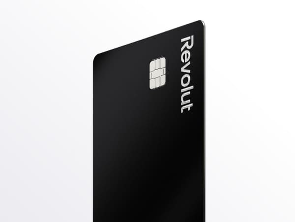 meilleure-carte-bancaire-pour-voyager-revolut-metal